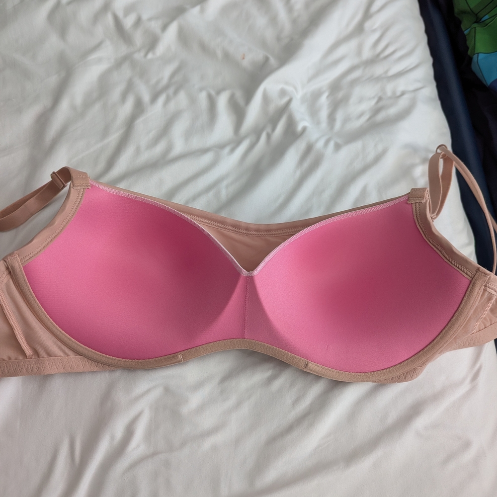Pink Victoria Secret Rhinestone Bra - Picture 7 of 7